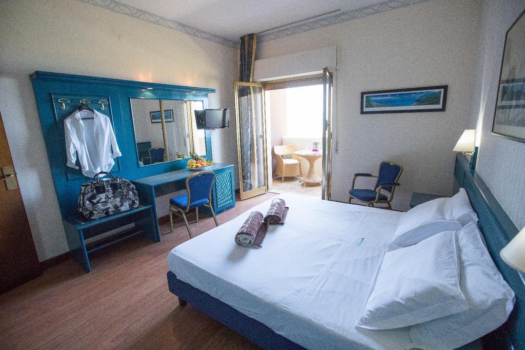 Hotel Costa Verde Cefalu Luaran gambar